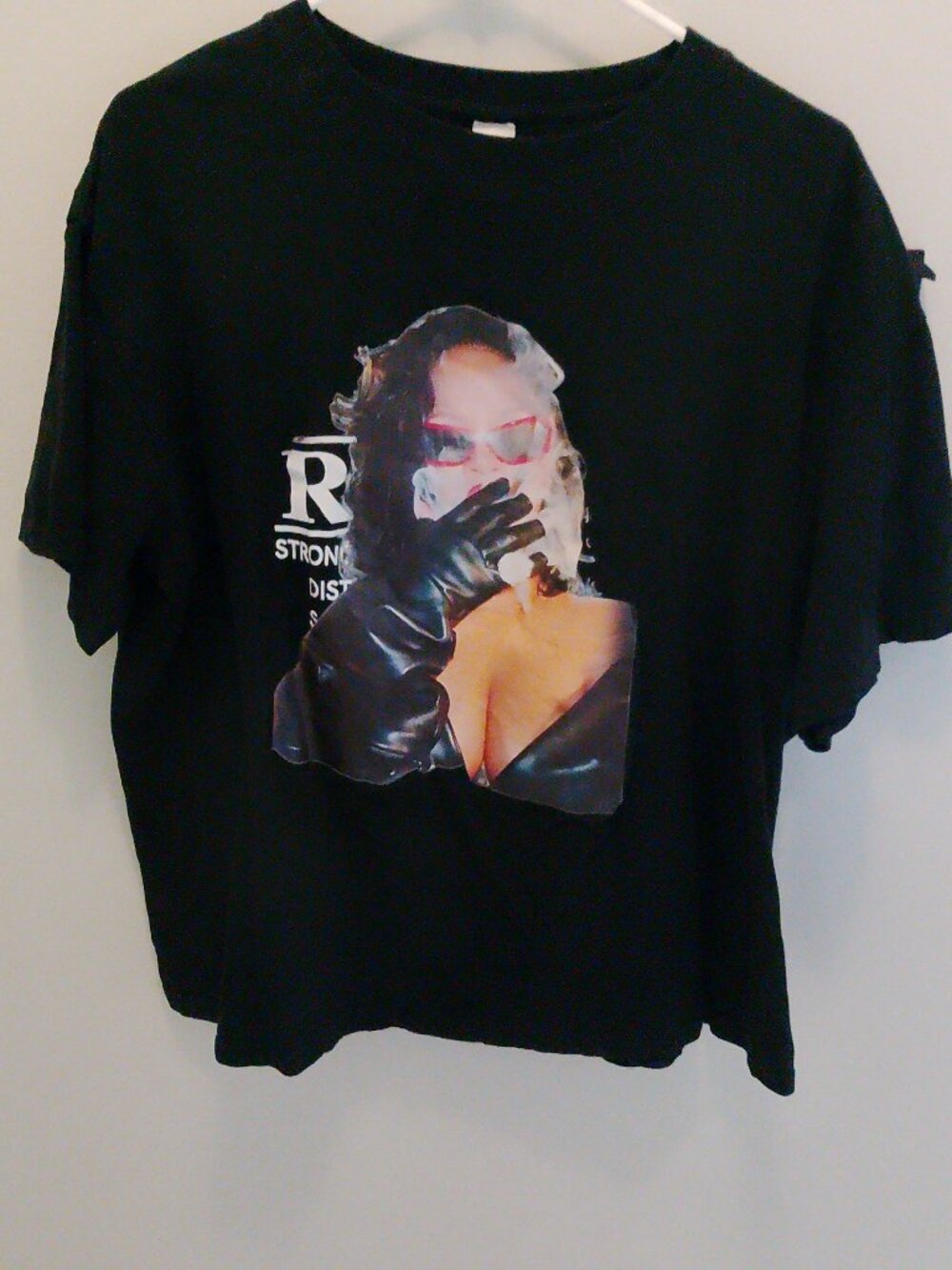 Rihanna T-shirt